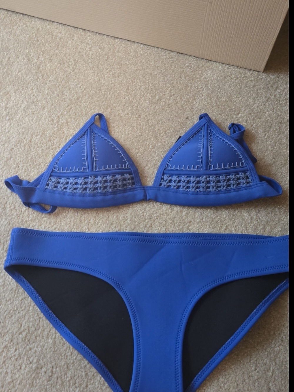 Triangl 2 Pieace Set